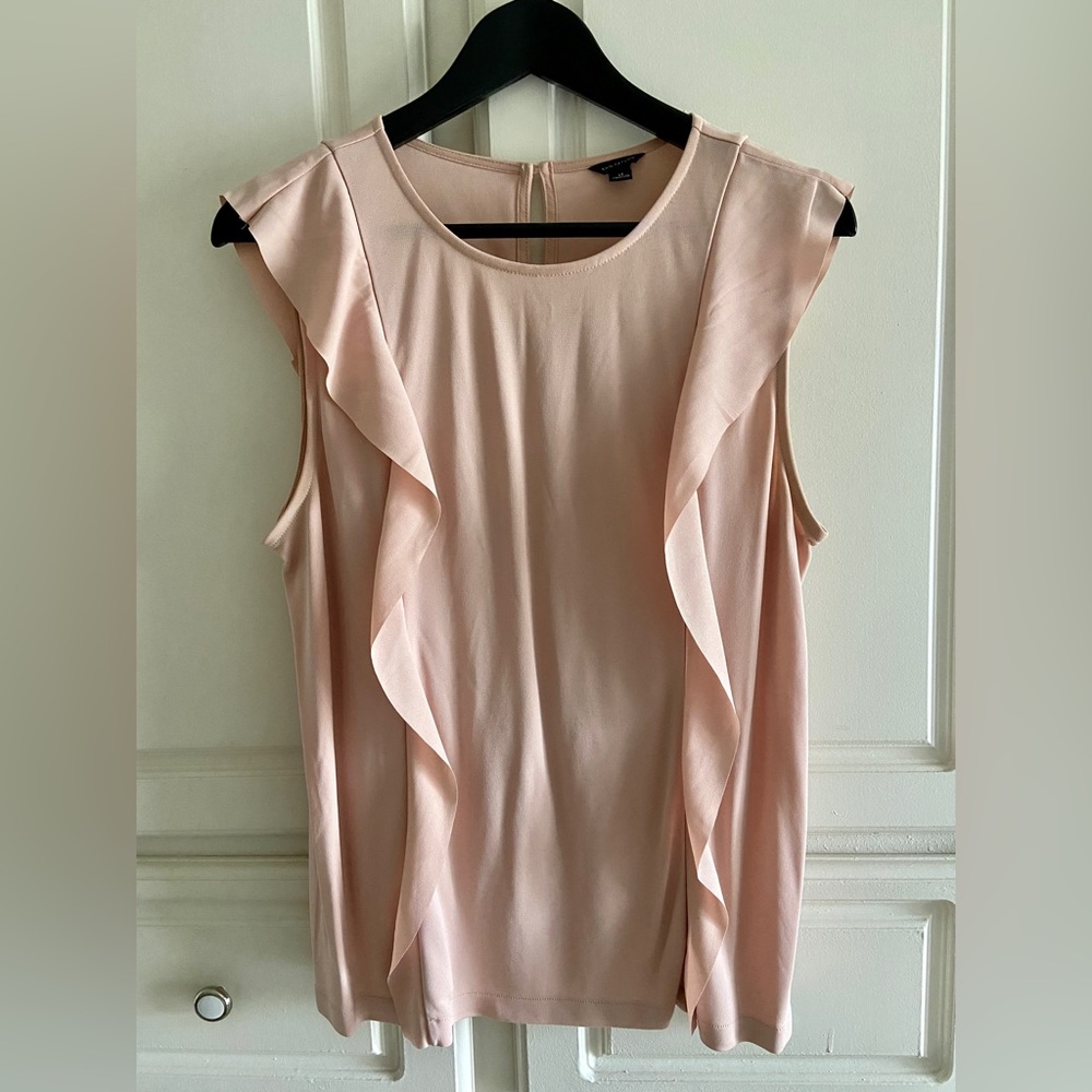 Ann Taylor top in blush pink. Size M